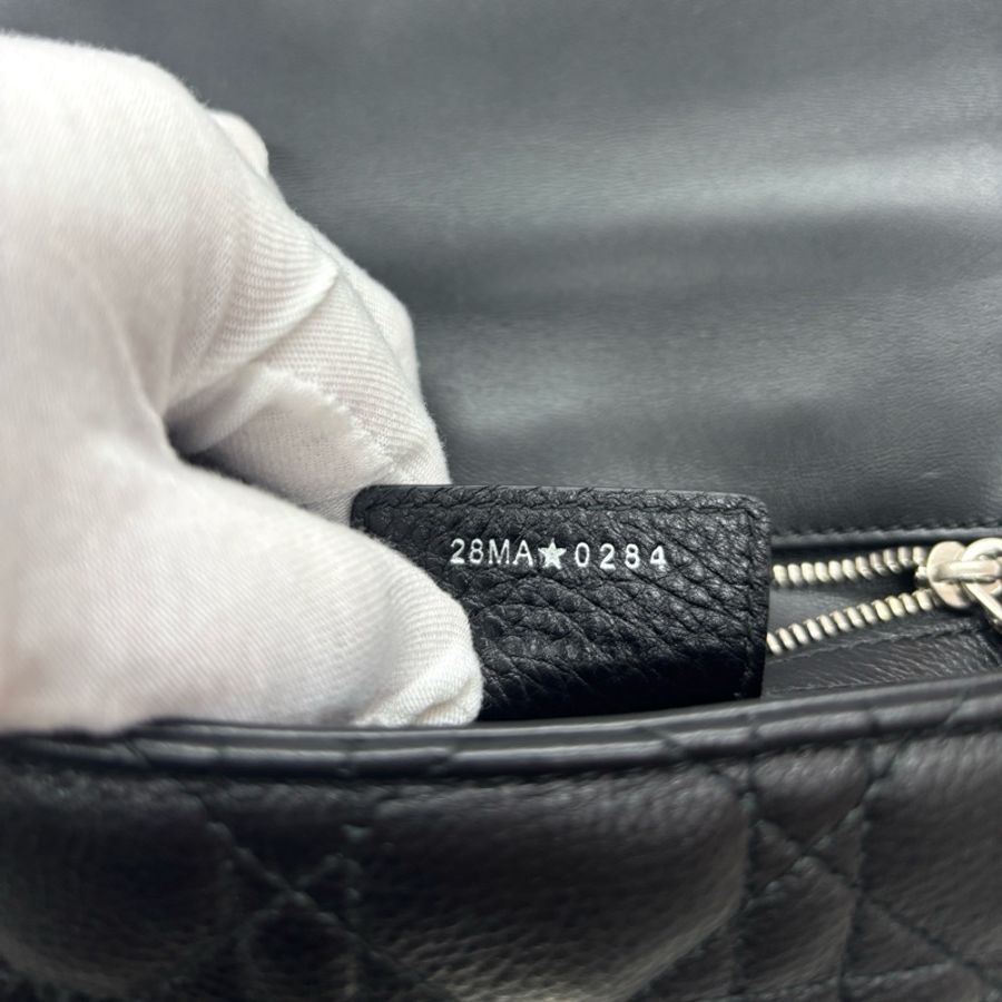 【近新閒置品】迪奧 Dior 黑銀荔面牛皮小號Caro,24年編碼-9