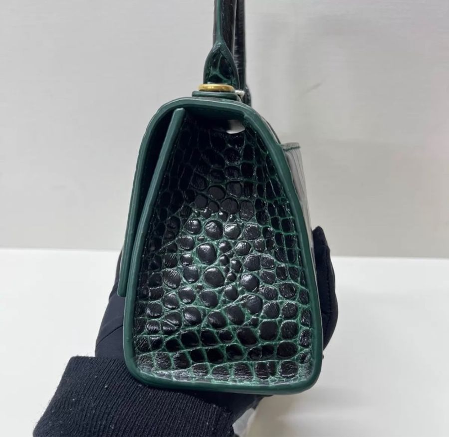 Balenciaga xs hourglass 沙漏包 金属B标志可拆卸肩带翻盖开合 鳄鱼纹压印牛皮革 单肩斜挎手提包-3