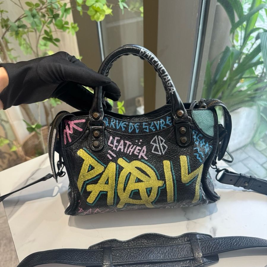✨99新Balenciaga巴黎世家 絕版塗鴉機車包 單肩包手提包斜背包 💛正品保障-1