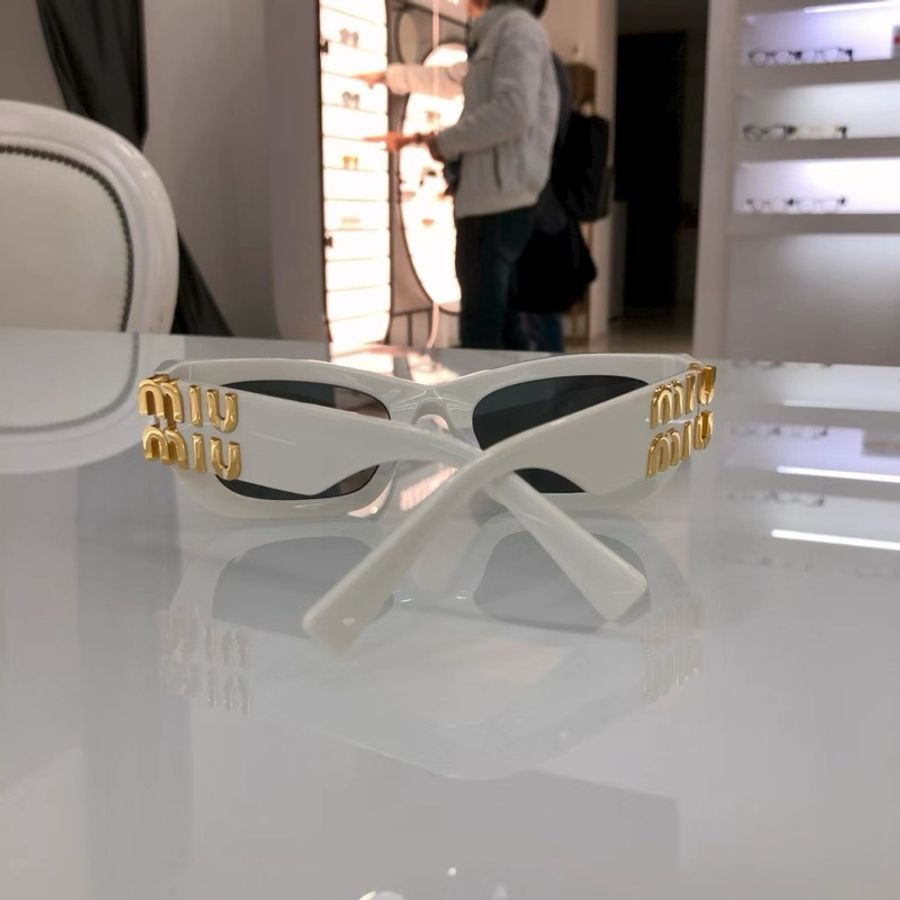 MIU MIU 09WS墨镜-1
