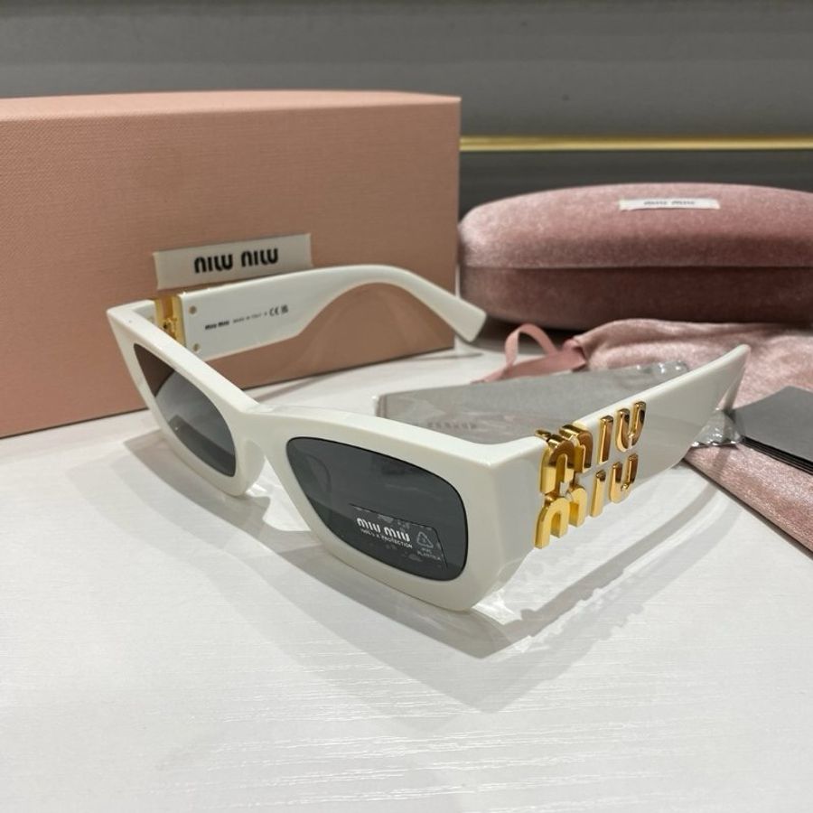 MIU MIU 09WS墨镜-3