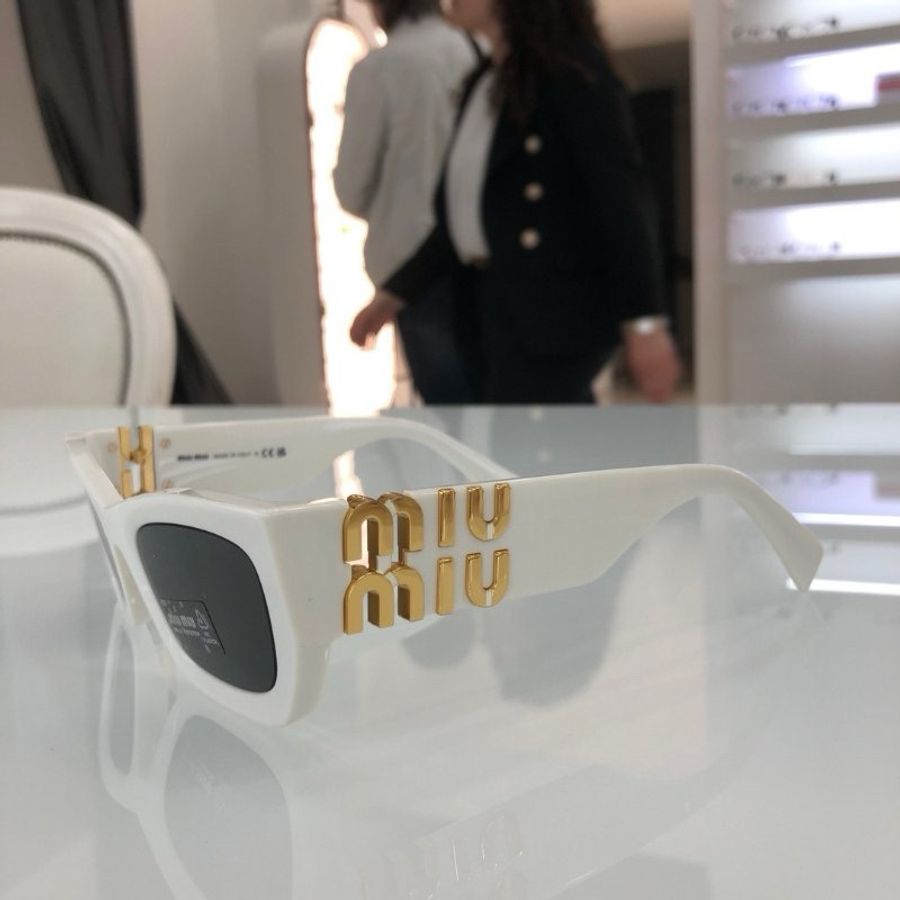 MIU MIU 09WS墨镜-5
