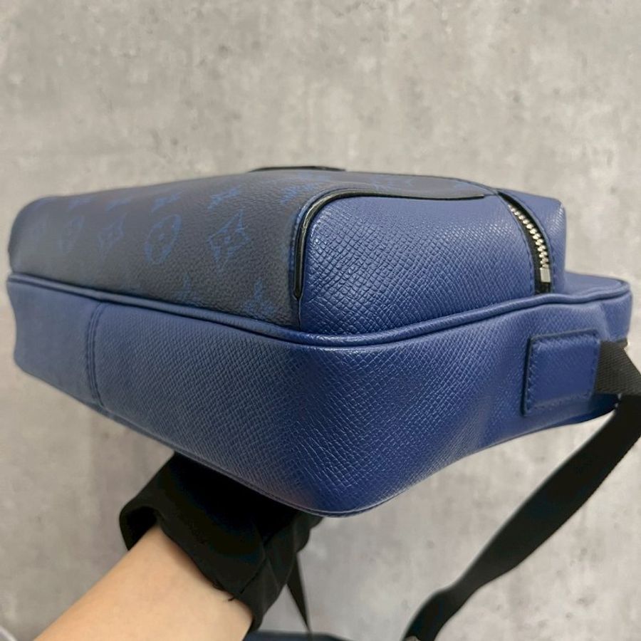 Louis Vuitton  M30242 outdoor Monogram 藍色老花拼皮郵差包-11