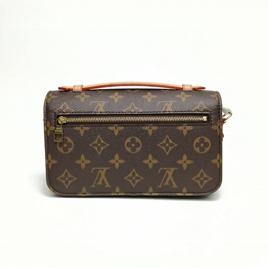 LOUIS VUITTON EastWest橫版郵差包老花PVC金扣晶片-2