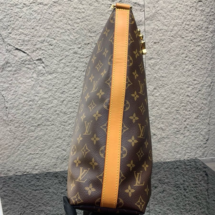 99新 Louis Vuitton/路易威登 vagabond hobo 手袋流浪包 斜挎包,芯片款,尺寸38*36-4