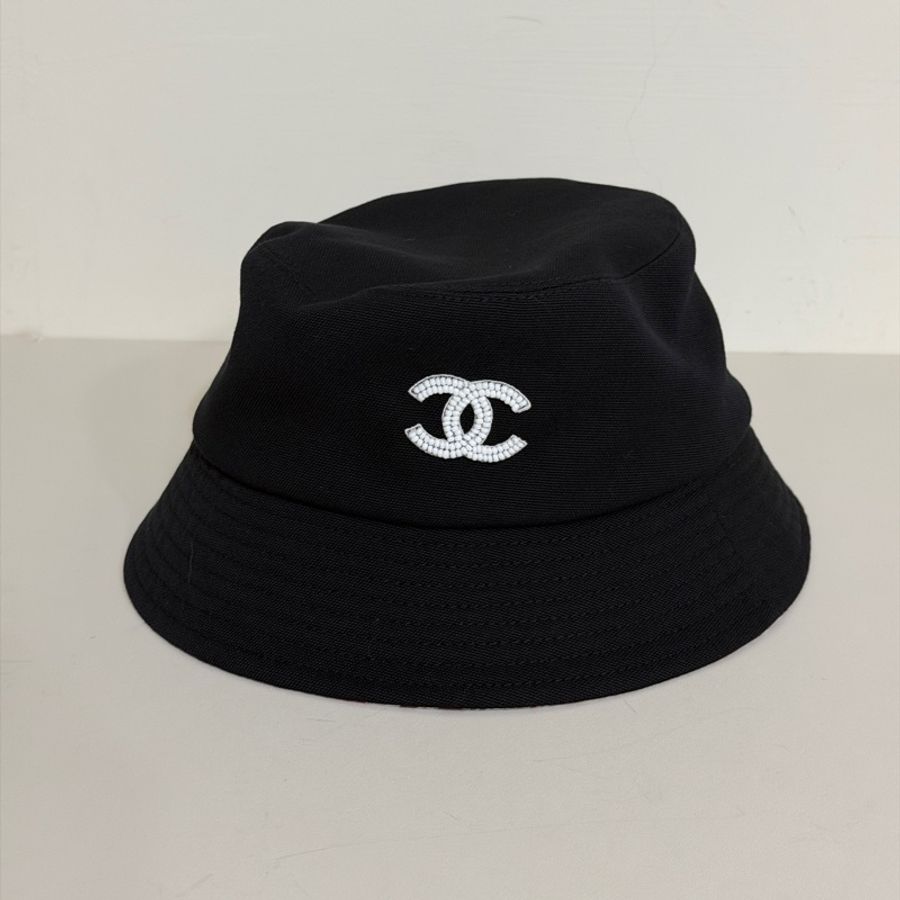 914intheair精品代購『全新』Chanel 香奈兒 珍珠logo漁夫帽 王一博同款-11