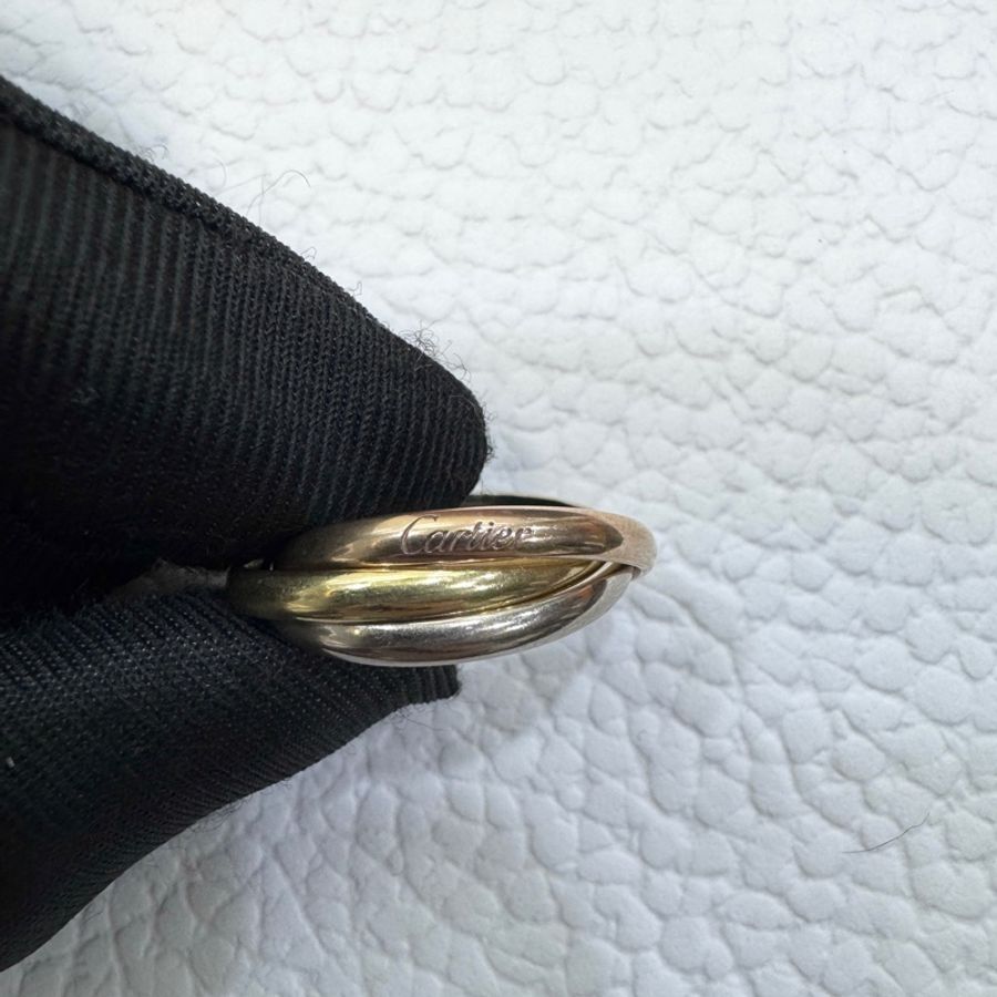 卡地亞Cartier 18K三色金Trinity小型款三環戒指CRB4235155 經典永恆現貨 💍-9