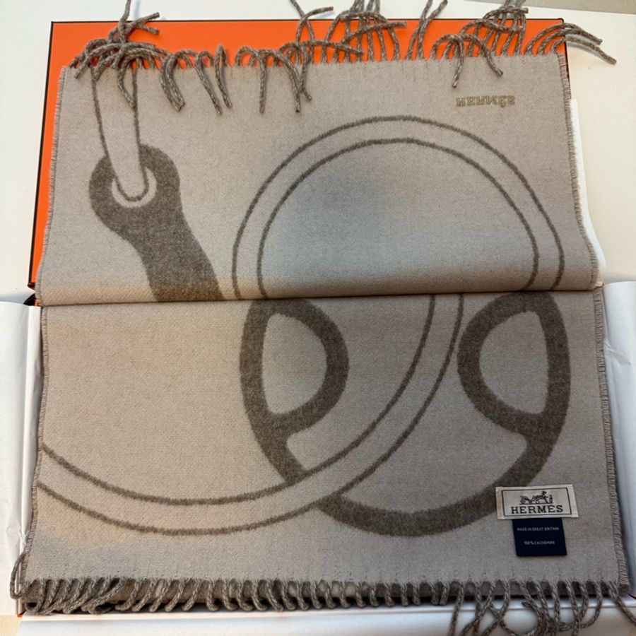 💖Hermes metal questre 圍巾💖 棕米色 全新-4
