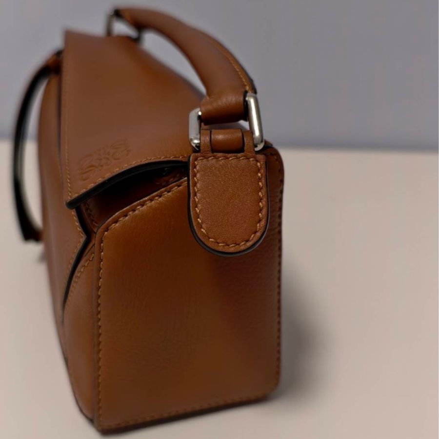 Loewe Puzzle Mini 經典焦糖色-8