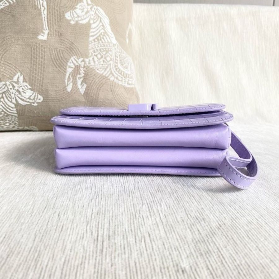 Balenciaga 香芋紫 鱷魚壓紋豆腐包 18*14*6 9新 配件肩帶 塵袋-5