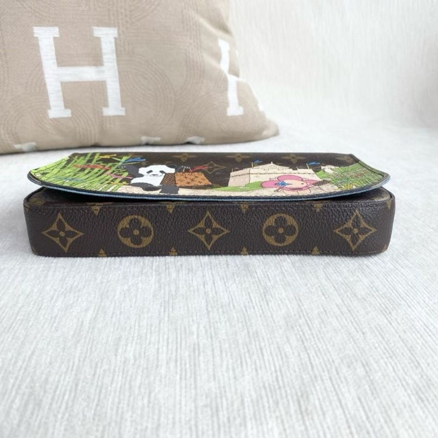 LV 限定聖誕系列熊貓三合一鏈條包 芯片款 21*11*3 9新 配件雙子袋 鏈條 塵袋-6