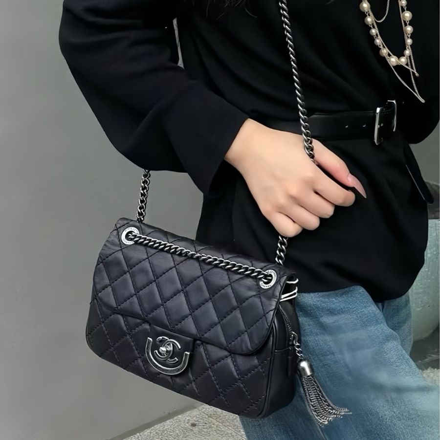 Chanel 愛丁堡流蘇鏈條包|黑銀配色太有氣場🖤-2