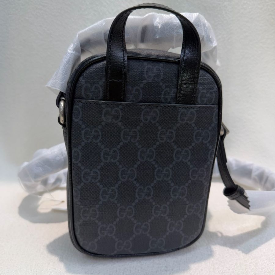 GUCCI 黑色 GG Supreme 迷你帆布斜背包 XC522-6