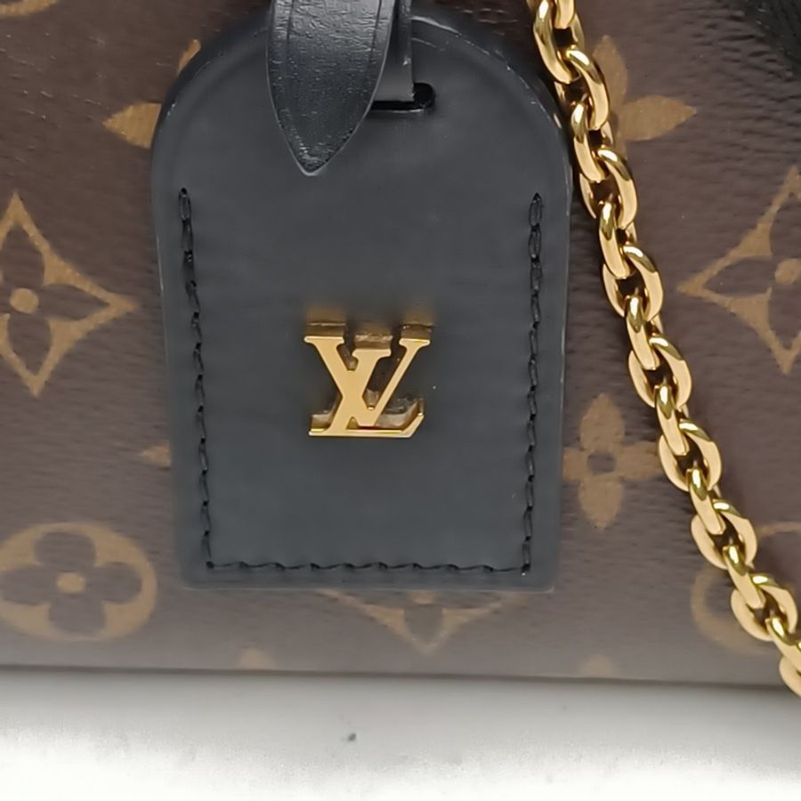 LOUIS VUITTON PETITEMALLESouple軟盒子黑色PVC老花肩背包-4