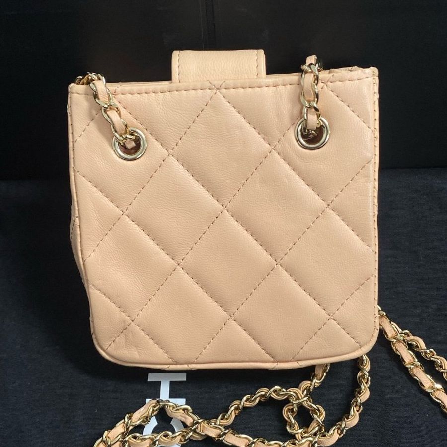 ️CHANEL 22C Mini Hobo 橘粉色 10x10x4 98新配件塵袋-6