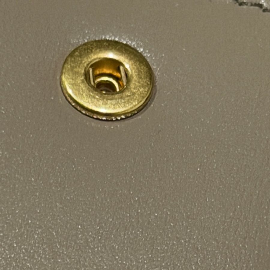 celine 犀牛灰小錢包-17