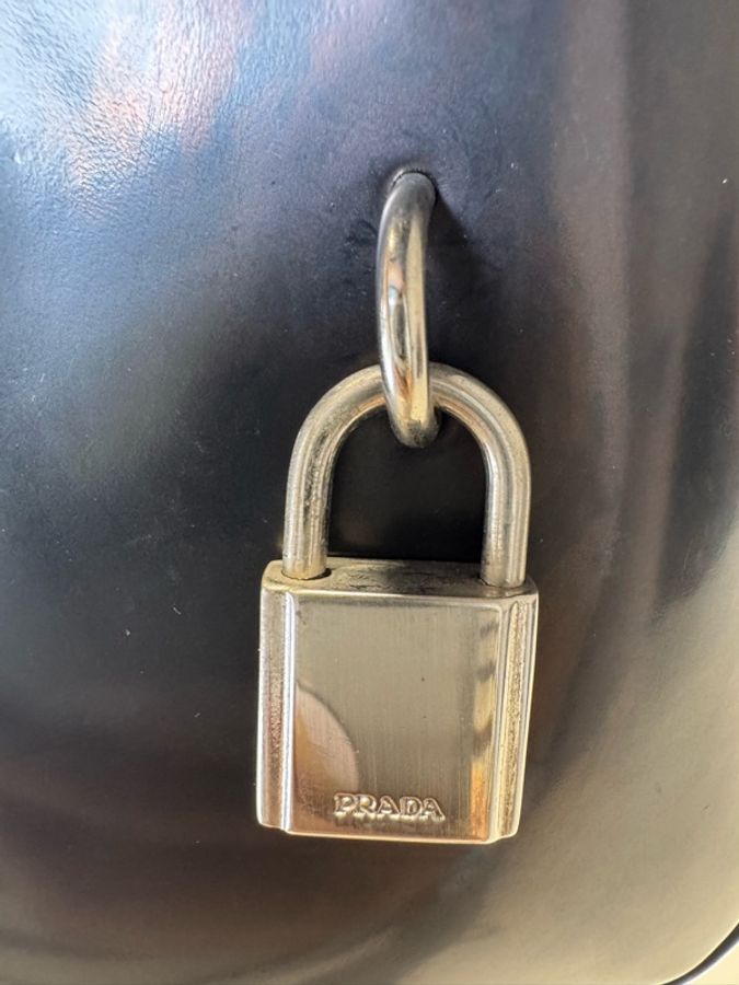 《初。Vintage》 Prada 降落傘拼皮托特包-8