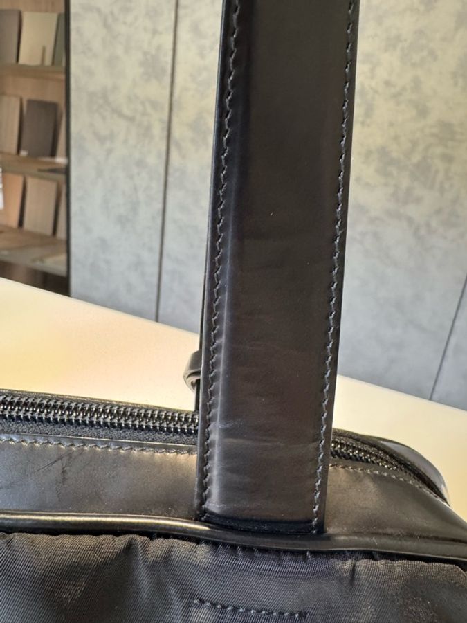 《初。Vintage》 Prada 降落傘拼皮托特包-17