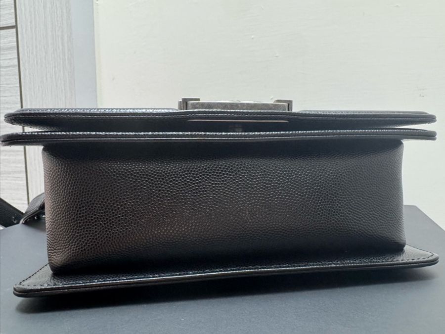 Chanel Boy 銀扣 20cm-5