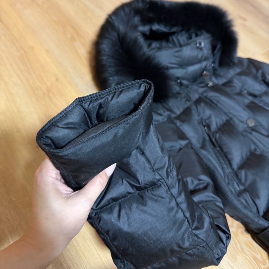 《仙闆名牌精品》BURBERRY 黑色 鴨絨 藍狐毛 連帽 長版羽絨 羽絨外套 防風外套 外套 夾克-10