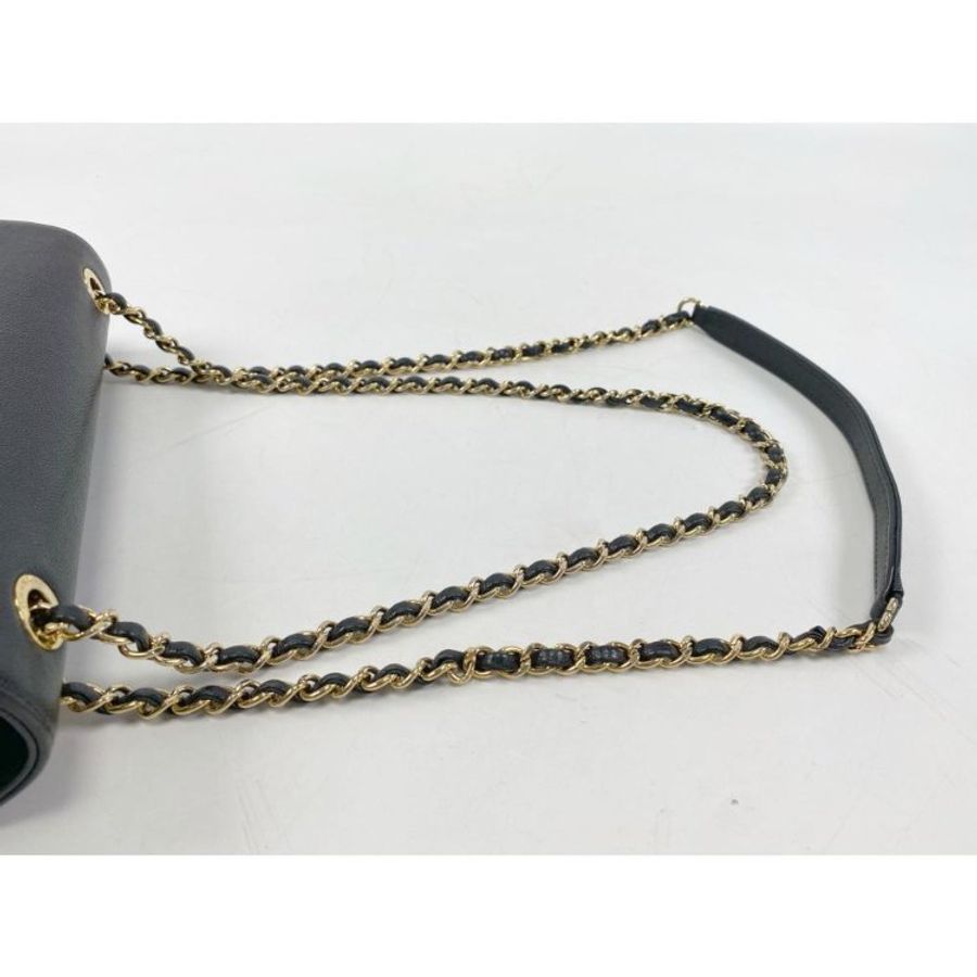 ST02 Chanel 船長金鍊條旋鎖魚子醬皮單肩包-16