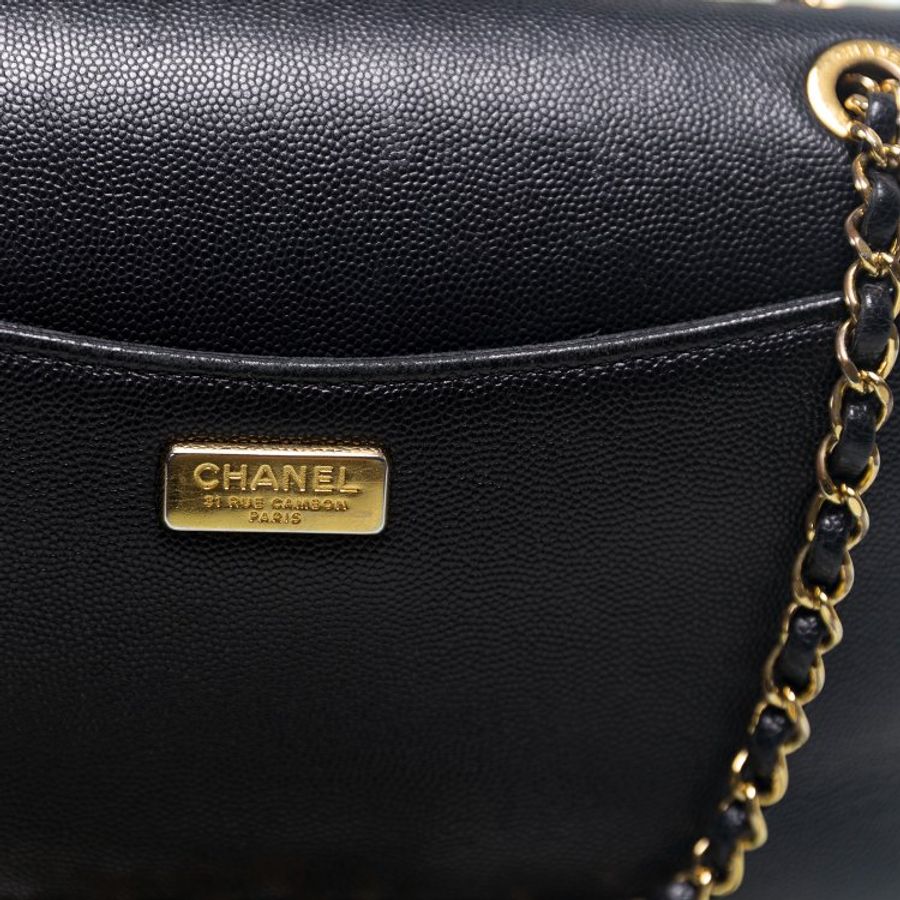 ST02 Chanel 船長金鍊條旋鎖魚子醬皮單肩包-20