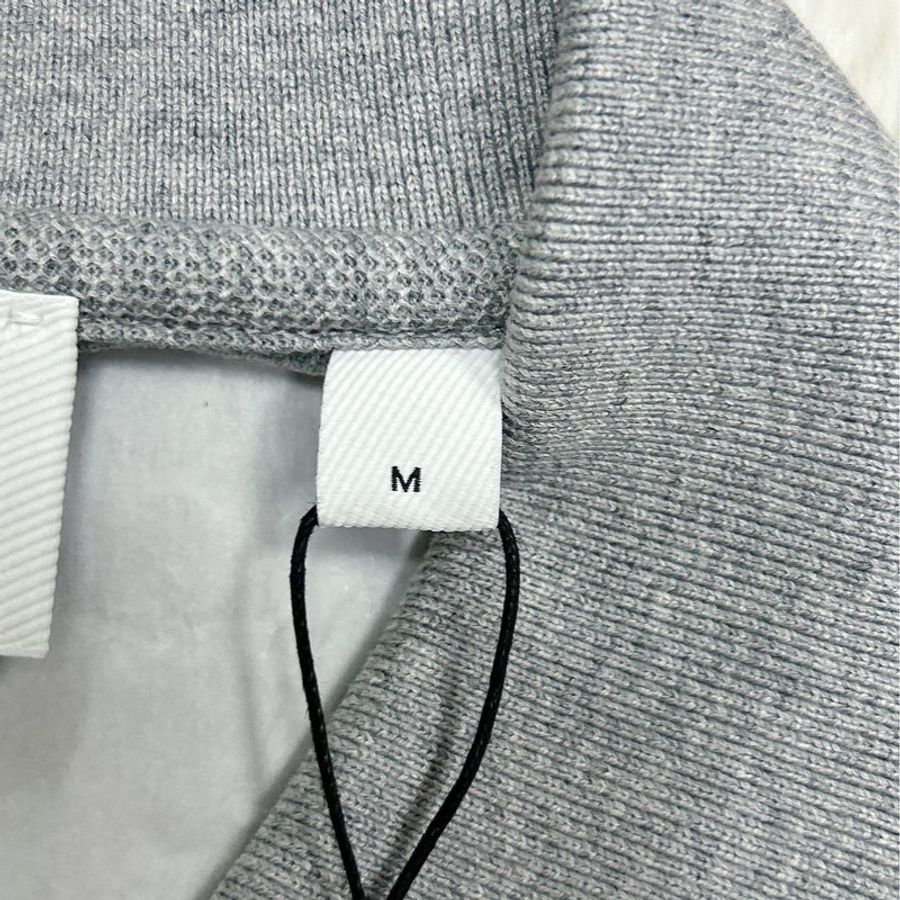 巴寶莉 經典灰色T恤,M碼,全新未使用。全新帶吊牌。-2