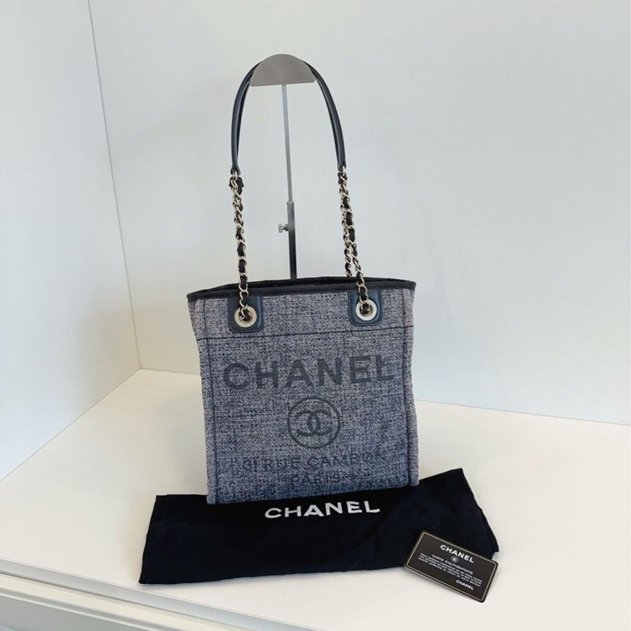 Chanel tote-0