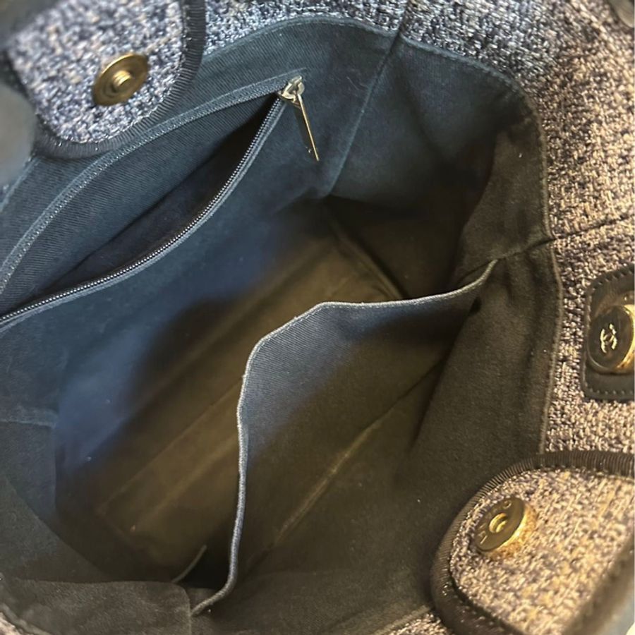 Chanel tote-4