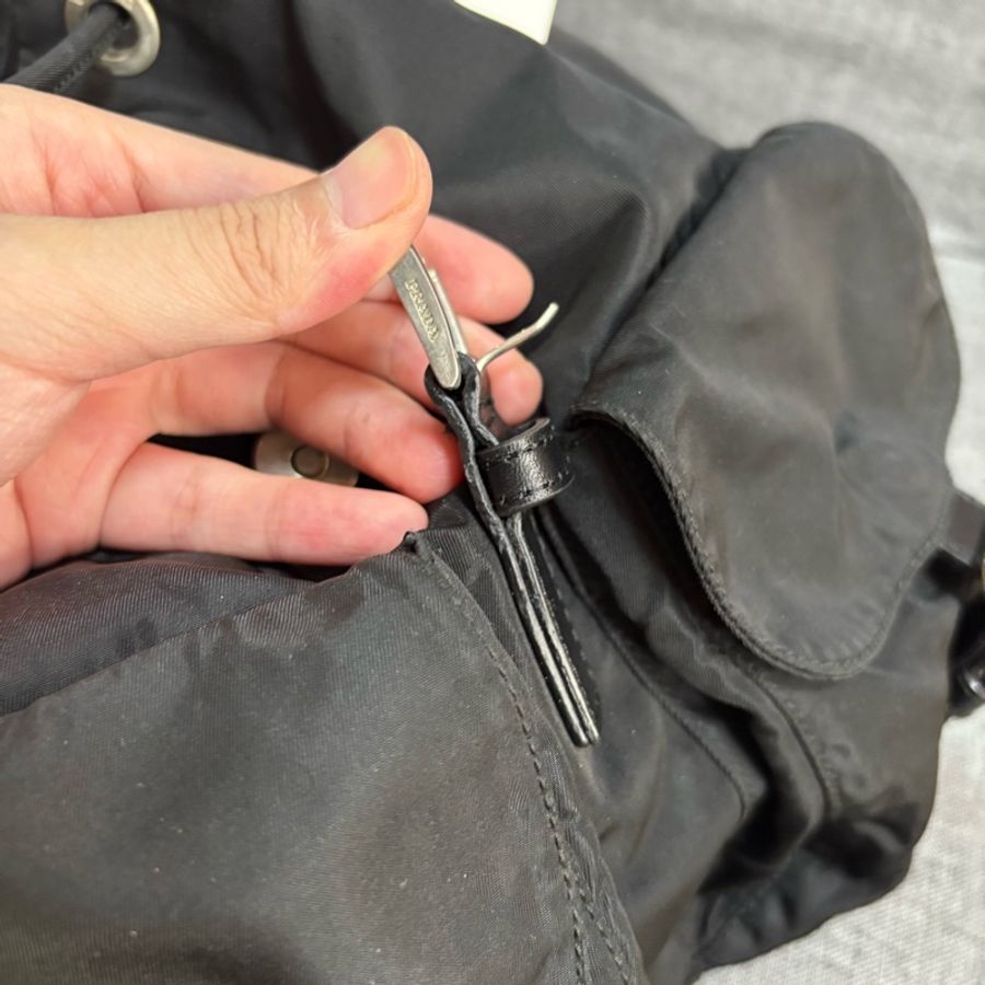 Prada 尼龍多用途 黑色雙肩包 背包-12
