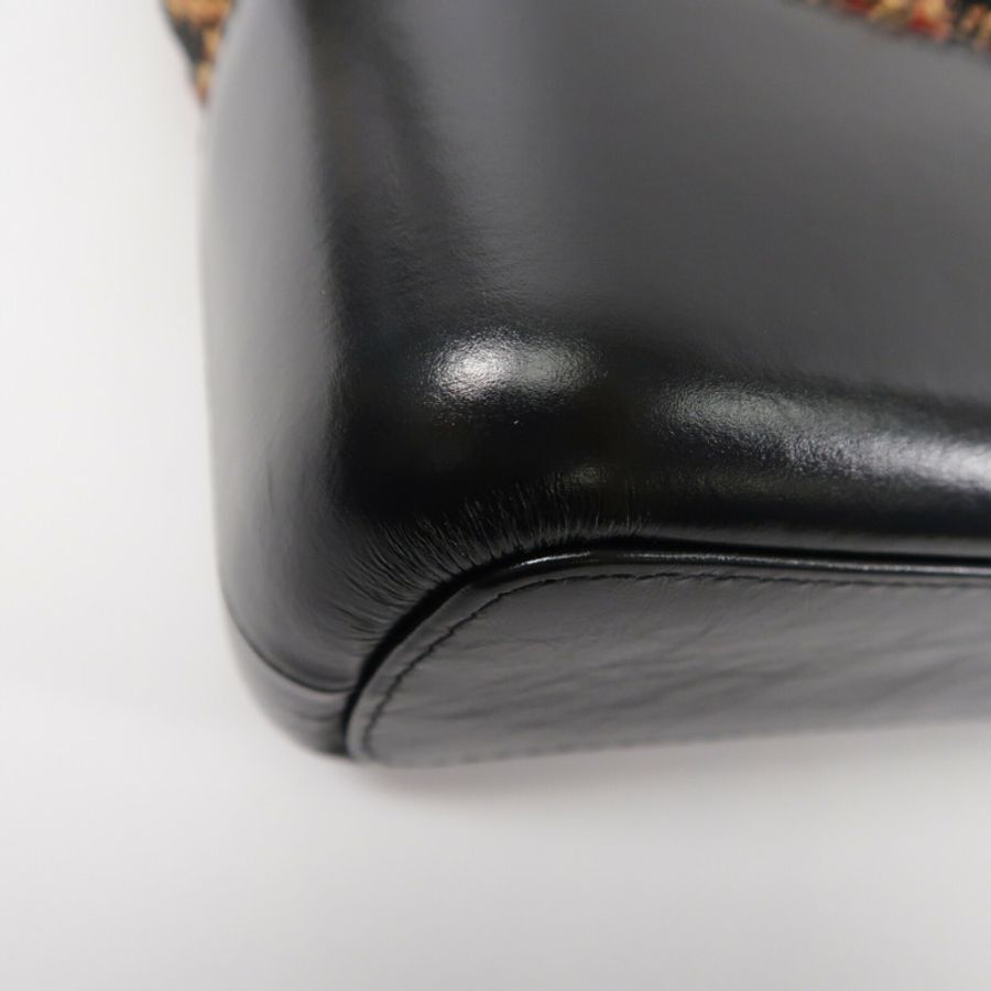 CHANEL Tweed/牛皮皮革Gabrielle Medium鏈帶肩背袋-10