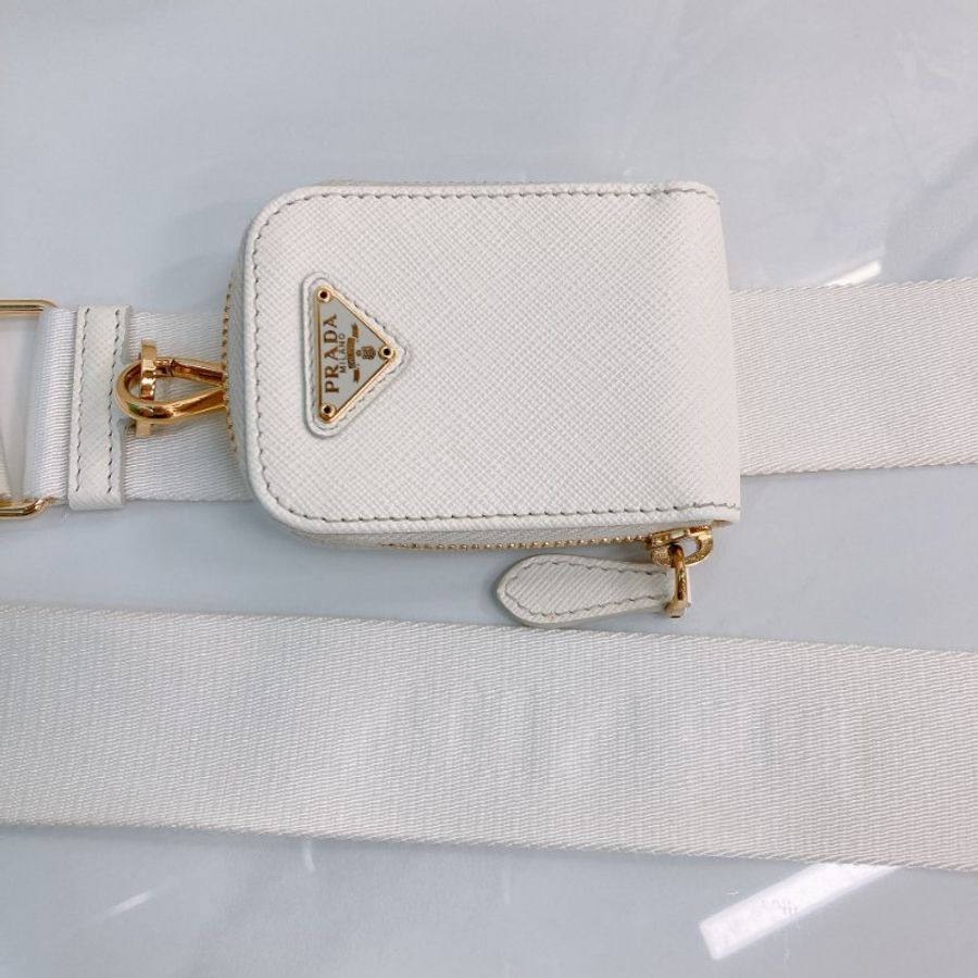 MS0730 Prada 普拉達 重改版本 十字牛皮紋 牛皮 腋下 斜背 粗肩帶 白色 金扣 Re-edition 2005 Saffiano Leather Bag with Strap White x GHW-26