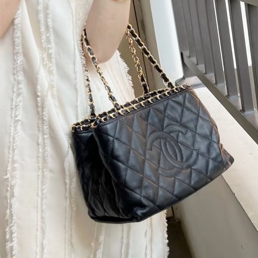CHANEL香奈兒黑金皮穿鏈條滾邊Tote永不過時的法式奢華👗-22