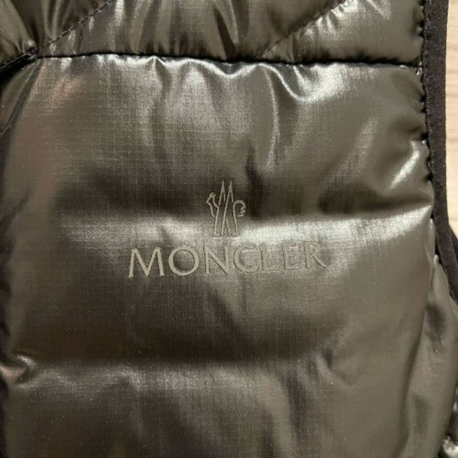💎Han's house精品服飾💎moncler Valras 羽絨 背心 現貨1/2 原價22300-9