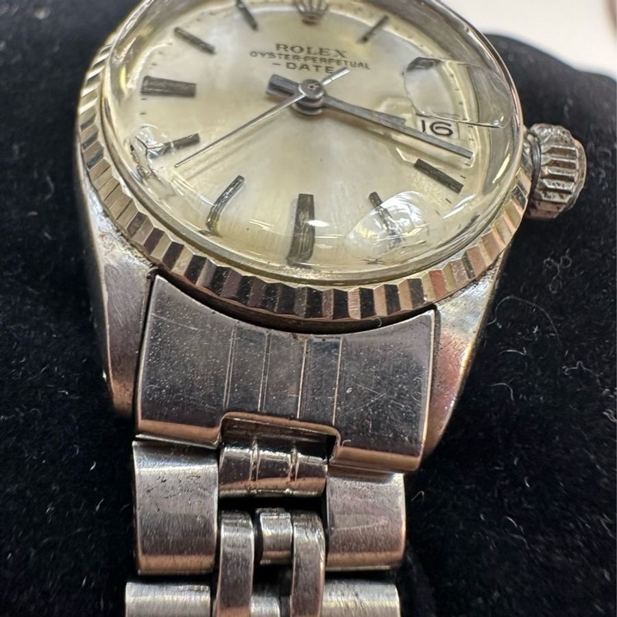 ROLEX OYSTER-PERPETUAL DATE-30