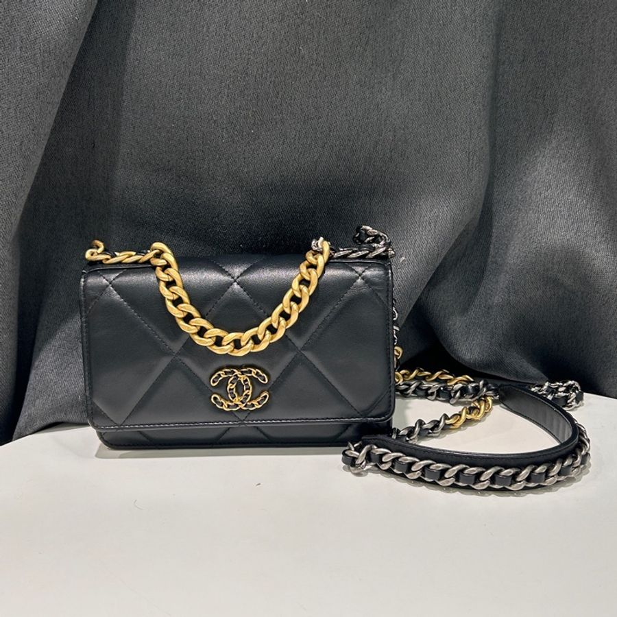 Chanel 香奈兒19bag woc 芯片款 黑金菱格山羊皮鏈條包-8