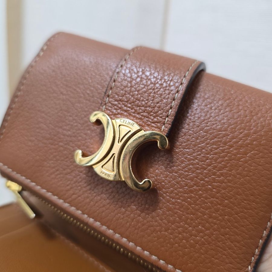 [經典凱旋門短夾甜價出🥨] Celine咖啡色牛皮金釦NINO短夾-3