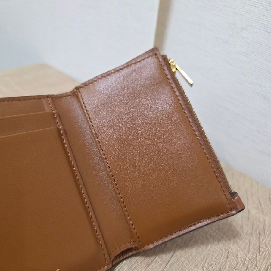 [經典凱旋門短夾甜價出🥨] Celine咖啡色牛皮金釦NINO短夾-21
