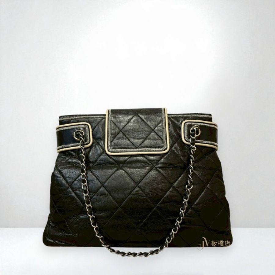 JS1233-CHANEL 黑色小羊皮絎縫下蓋肩背包A46047-3