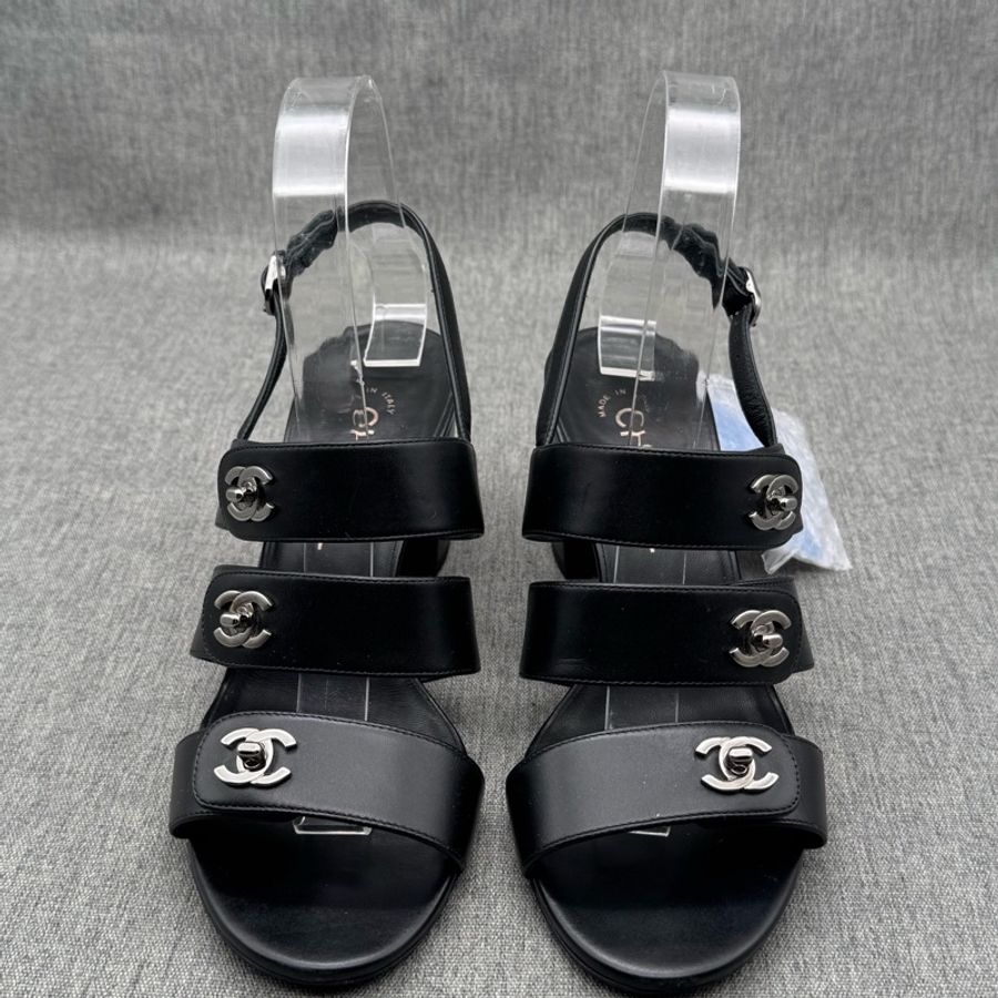 Chanel香奈兒黑色粗跟涼鞋 38碼 中古書包扣涼鞋 超美-5