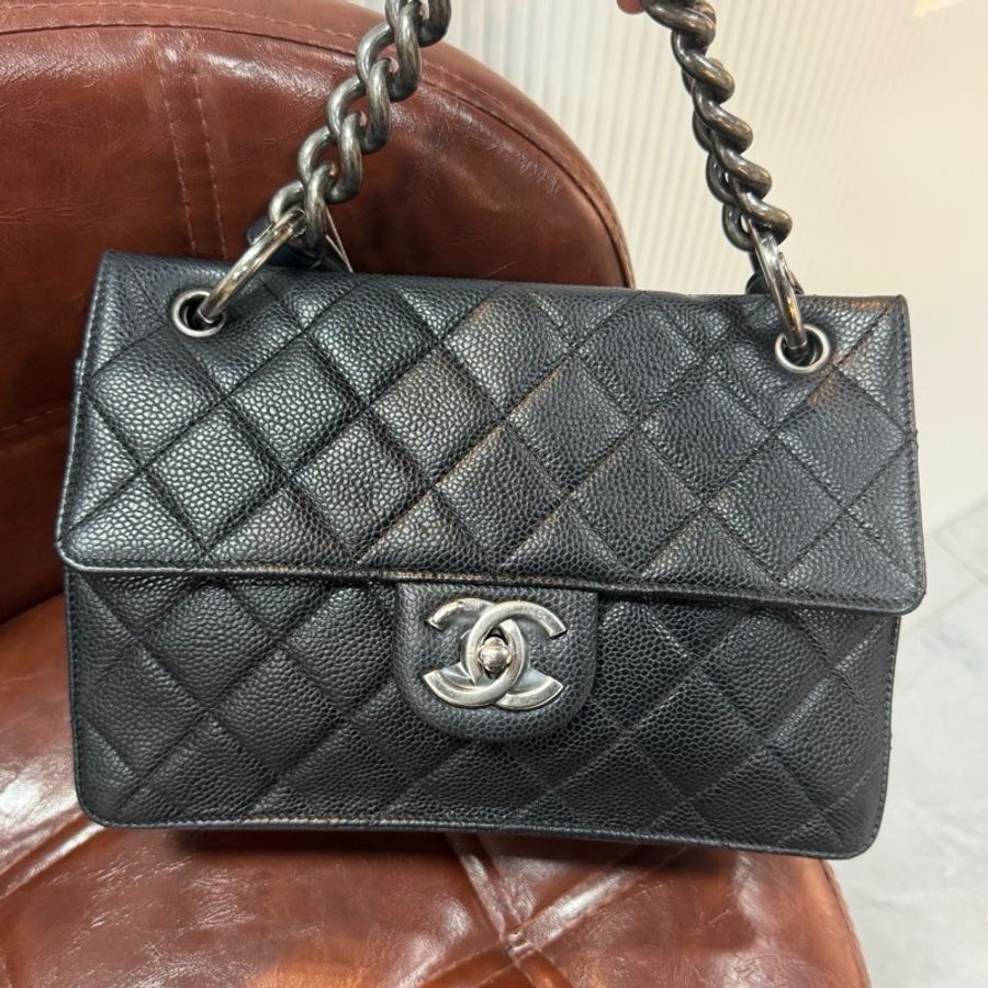 CHANEL 香奈兒 孟買 小號二合一郵差手提斜挎鏈條包 黑銀荔枝牛皮 尺寸24×17cm 20開-4
