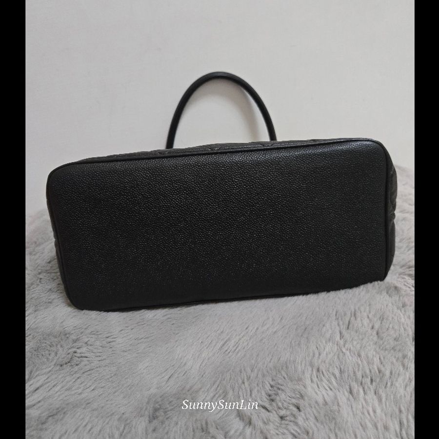 Chanel 香奈兒 復古大雙C金幣吊飾 希爾頓包 黑色荔枝紋牛皮托特包/肩背包-32