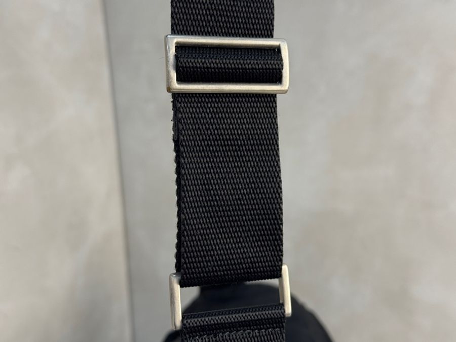 【赫蒂國際精品】Prada 普拉達 經典三角LOGO尼龍翻蓋雙扣中性斜背包/郵差包 vintage-35