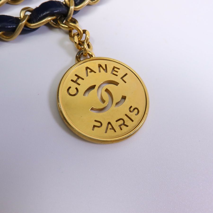 CHANEL 牛皮皮革C22 Medium鏈帶肩背袋-6