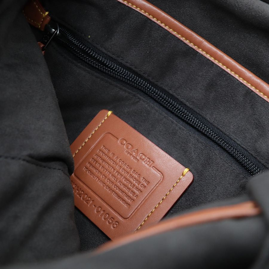 Coach 蔻馳 男士經典 黑色皮革 翻蓋 Hitch 後背包 透氣網布-24