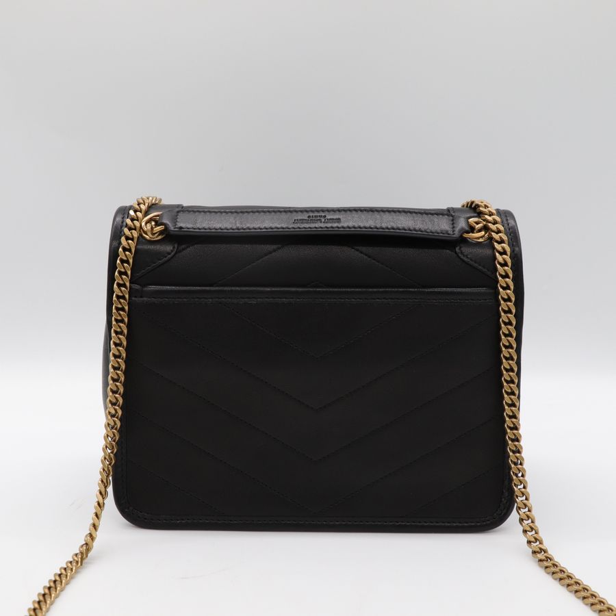 (未使用♥️閒置品)Saint Laurent YSL 聖羅蘭 NIKI 黑色 V紋 皮 郵差包 肩背包 斜背包 兩用包-4