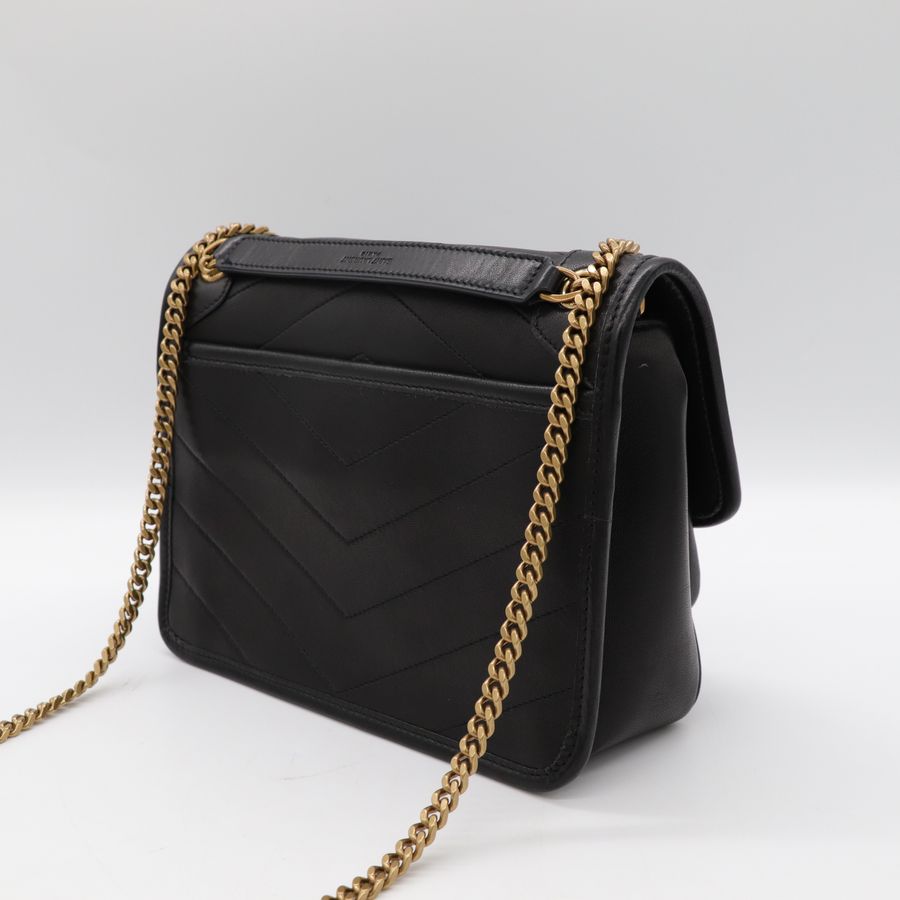(未使用♥️閒置品)Saint Laurent YSL 聖羅蘭 NIKI 黑色 V紋 皮 郵差包 肩背包 斜背包 兩用包-6