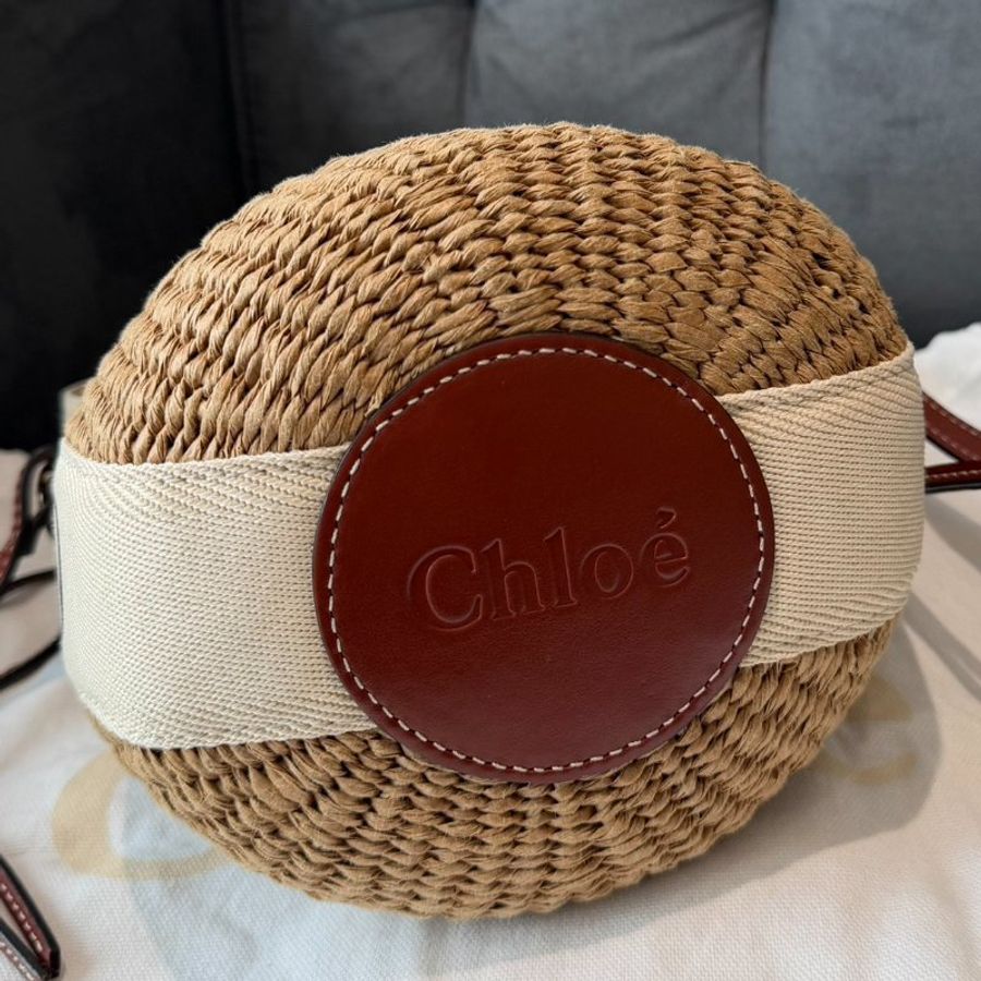 Chloe' Woody草編束口手提斜背兩用水桶包-3