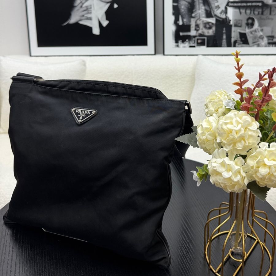 【赫蒂國際精品】 Prada 普拉達 單肩包黑三角logo尼龍 中古款 vintage-1