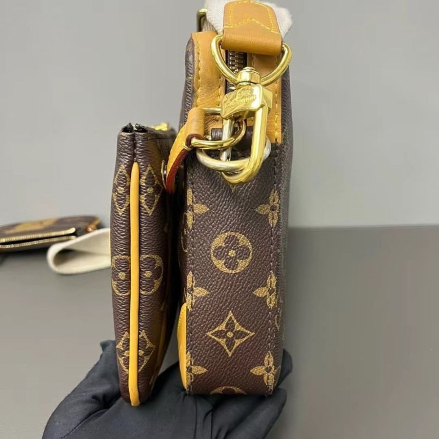 LV Nigo三合一芯片款 Trio經典 老花竪條紋棕色老花滿印肩背斜背包25*18.5*4.5cm 9新 配件肩帶 子袋 零錢袋 塵袋-8